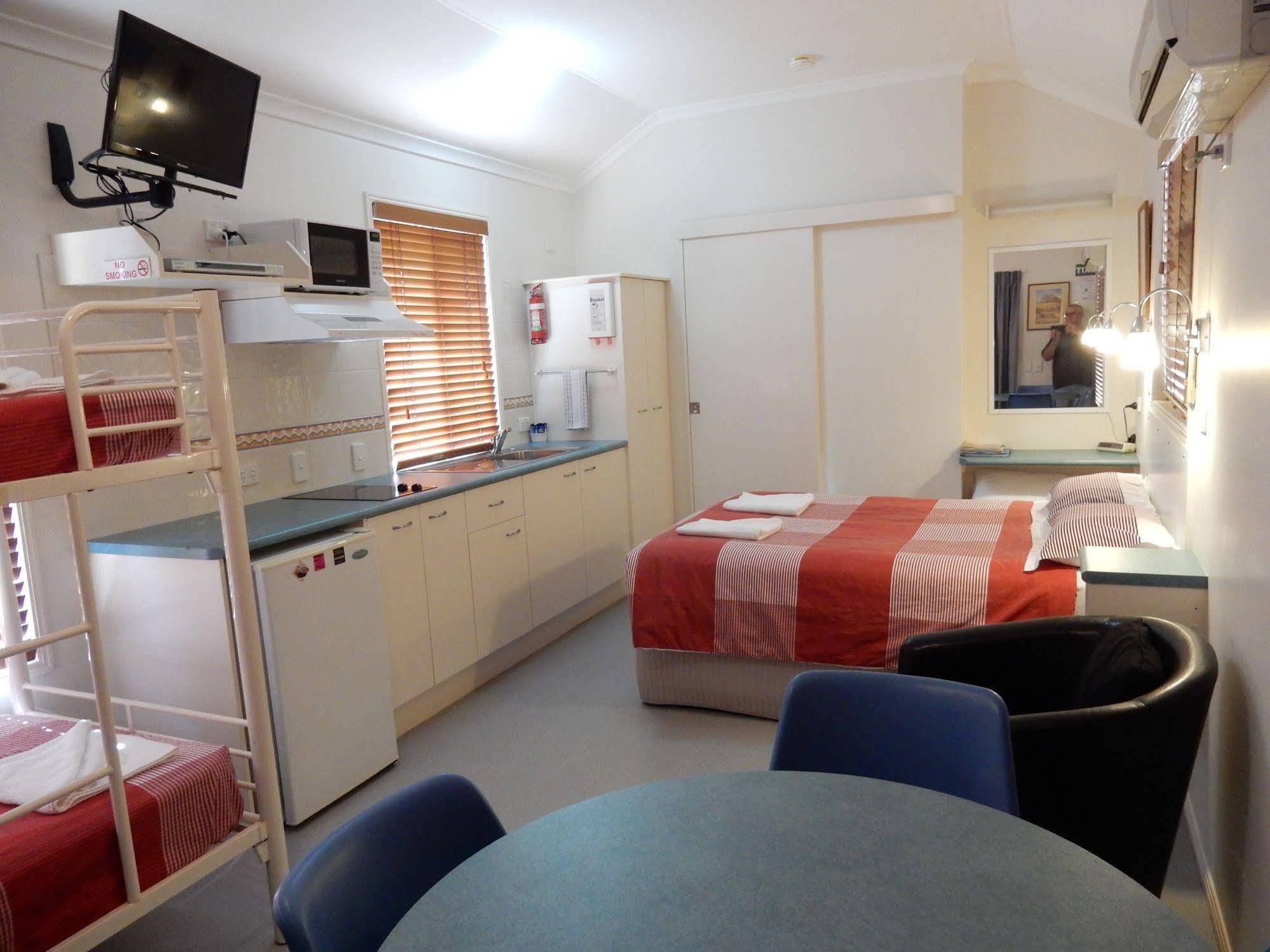 Tiaro Tourist Stopover Bagian luar foto